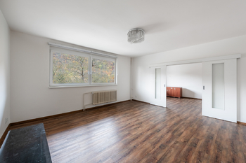 Prodej domu 330 m², Měchenice