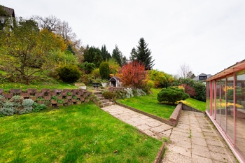 Prodej domu 330 m², Měchenice