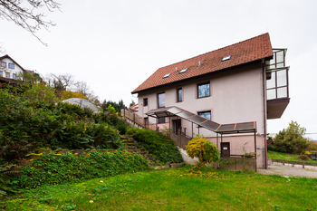 Prodej domu 330 m², Měchenice