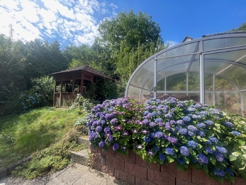 Prodej domu 330 m², Měchenice