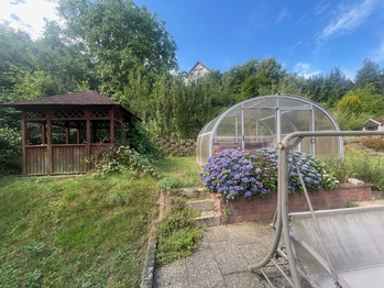 Prodej domu 330 m², Měchenice