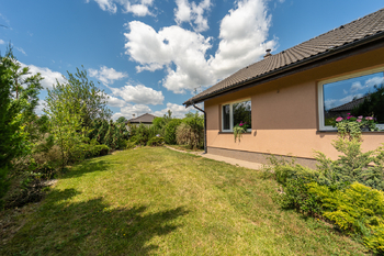 Prodej domu 160 m², Rostoklaty
