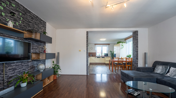 Prodej domu 131 m², Letonice