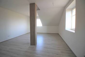 Pronájem bytu 2+kk v osobním vlastnictví 55 m², Rostoklaty