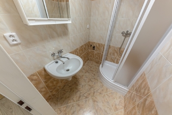 koupelna - Prodej bytu 2+kk v osobním vlastnictví 39 m², Praha 4 - Krč