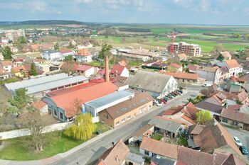 okolí z dronu  - Pronájem kancelářských prostor 68 m², Lysá nad Labem