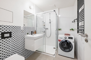 Prodej bytu 1+kk v osobním vlastnictví 43 m², Praha 9 - Kbely