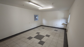 Pronájem obchodních prostor 635 m², Děčín