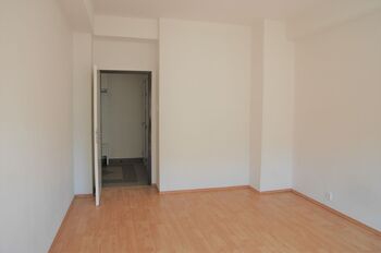 Pronájem bytu 1+1 v osobním vlastnictví 46 m², Praha 8 - Karlín