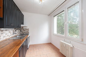 Prodej bytu 3+1 v osobním vlastnictví 70 m², Praha 9 - Prosek