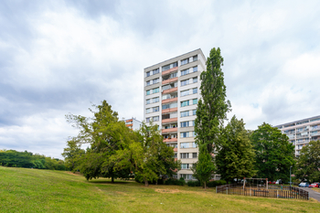 Prodej bytu 3+1 v osobním vlastnictví 70 m², Praha 9 - Prosek