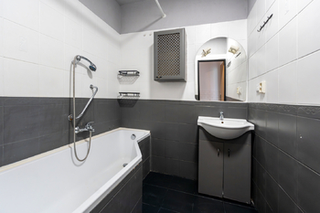 Prodej bytu 3+1 v osobním vlastnictví 70 m², Praha 9 - Prosek