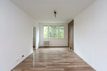 Prodej bytu 3+1 v osobním vlastnictví 70 m², Praha 9 - Prosek