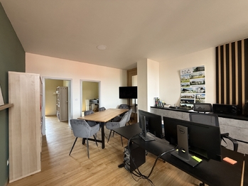hlavní prostor - Pronájem bytu 3+kk v družstevním vlastnictví 54 m², Prachatice