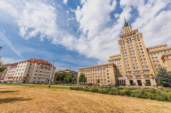 Pronájem bytu 2+1 v osobním vlastnictví 56 m², Praha 6 - Dejvice