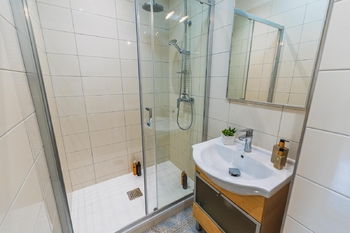 Pronájem bytu 2+1 v osobním vlastnictví 56 m², Praha 6 - Dejvice