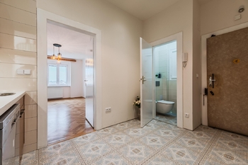 Pronájem bytu 2+1 v osobním vlastnictví 56 m², Praha 6 - Dejvice