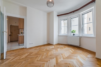 Pronájem bytu 2+1 v osobním vlastnictví 56 m², Praha 6 - Dejvice