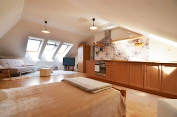 Pronájem bytu 1+kk v osobním vlastnictví 45 m², Praha 6 - Lysolaje