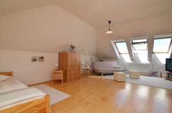 Pronájem bytu 1+kk v osobním vlastnictví 45 m², Praha 6 - Lysolaje