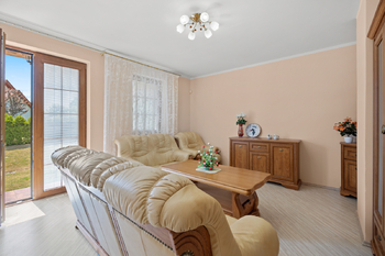 Prodej domu 176 m², Jenišov