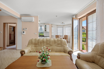 Prodej domu 176 m², Jenišov