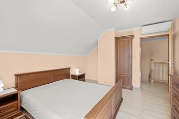 Prodej domu 176 m², Jenišov
