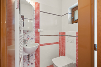 Prodej domu 176 m², Jenišov