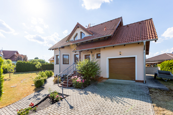 Prodej domu 176 m², Jenišov