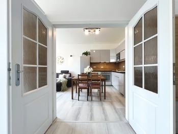 Prodej bytu 2+kk v osobním vlastnictví 51 m², Praha 4 - Michle