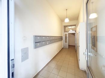 Prodej bytu 2+kk v osobním vlastnictví 51 m², Praha 4 - Michle