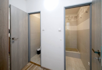 Pronájem bytu 1+kk v osobním vlastnictví 29 m², Praha 4 - Modřany