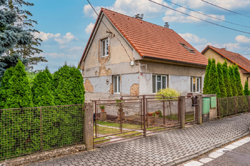 Prodej domu 100 m², Černožice