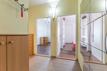 Pronájem bytu 3+kk v osobním vlastnictví 60 m², Praha 9 - Kyje