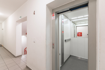 Pronájem bytu 3+kk v osobním vlastnictví 60 m², Praha 9 - Kyje