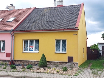 Prodej domu 80 m², Droužkovice