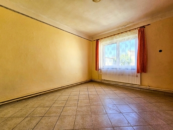 Prodej domu 80 m², Droužkovice