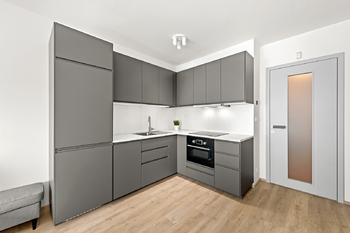 Pronájem bytu 1+kk v osobním vlastnictví 34 m², Praha 4 - Háje
