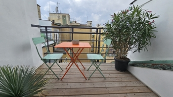 Balkón - Pronájem bytu 1+kk v osobním vlastnictví 42 m², Praha 7 - Holešovice