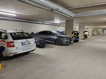Pronájem garážového stání 12 m², Olomouc