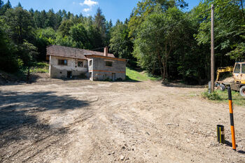 Prodej pozemku 1034 m², Vsetín