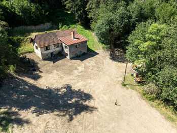 Prodej pozemku 1034 m², Vsetín