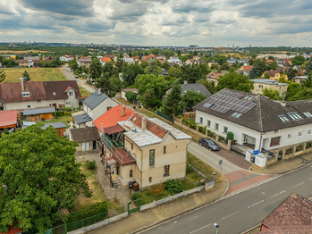 Prodej domu 302 m², Praha 9 - Dolní Počernice