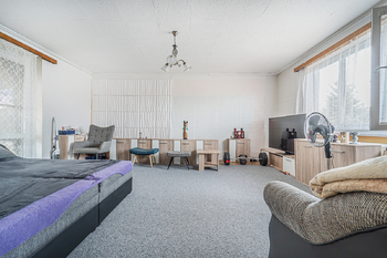 Prodej domu 302 m², Praha 9 - Dolní Počernice