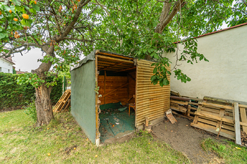Prodej domu 302 m², Praha 9 - Dolní Počernice