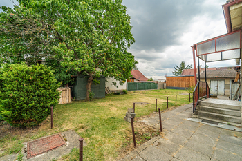Prodej domu 302 m², Praha 9 - Dolní Počernice