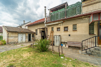 Prodej domu 302 m², Praha 9 - Dolní Počernice