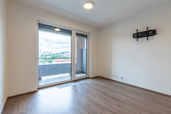 Prodej bytu 1+kk v osobním vlastnictví 27 m², Praha 4 - Michle
