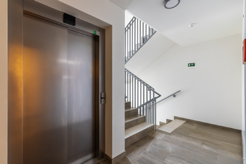 Prodej bytu 1+kk v osobním vlastnictví 27 m², Praha 4 - Michle