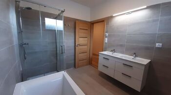 Koupelna - Pronájem domu 80 m², Postřižín